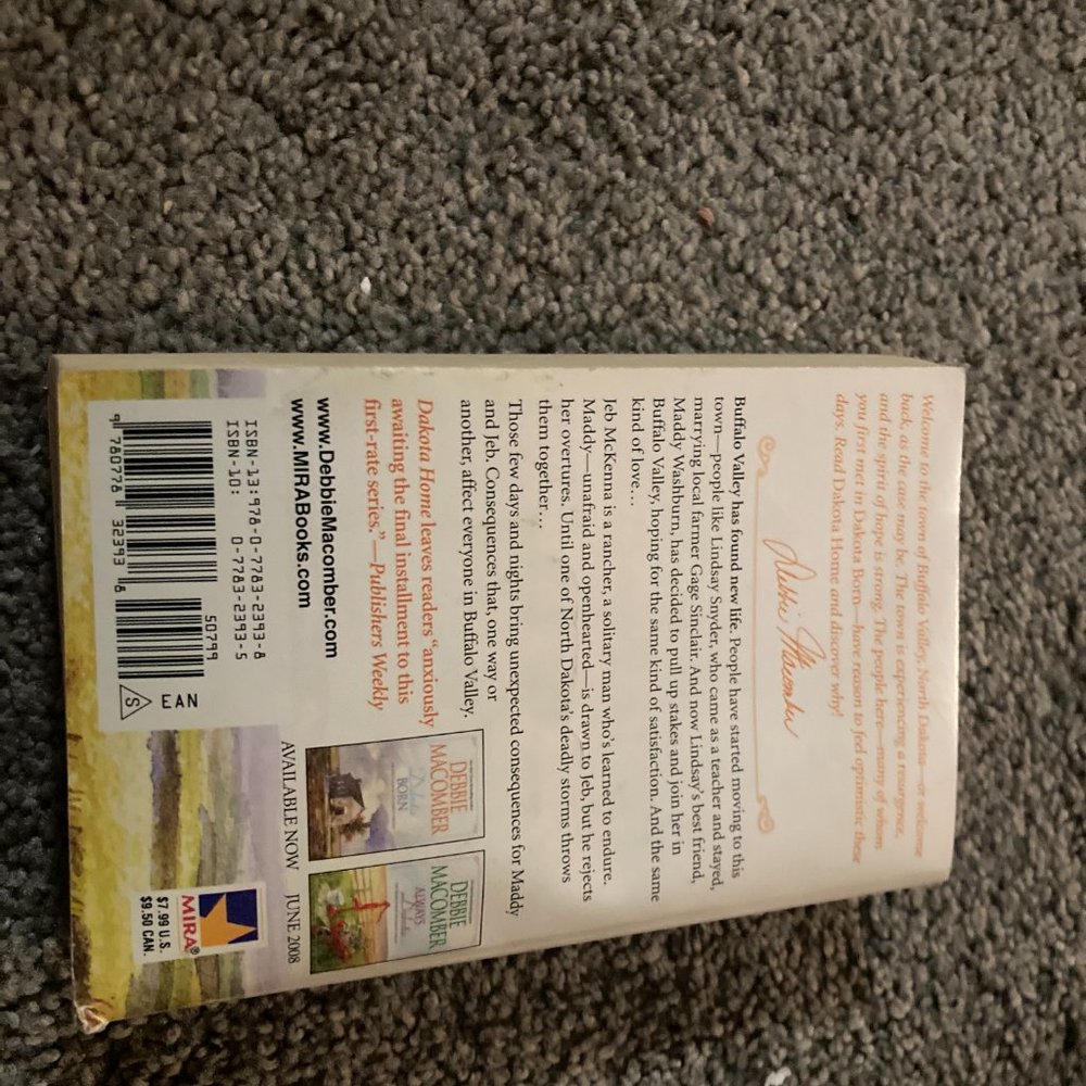 Books - Picture 3 of 3